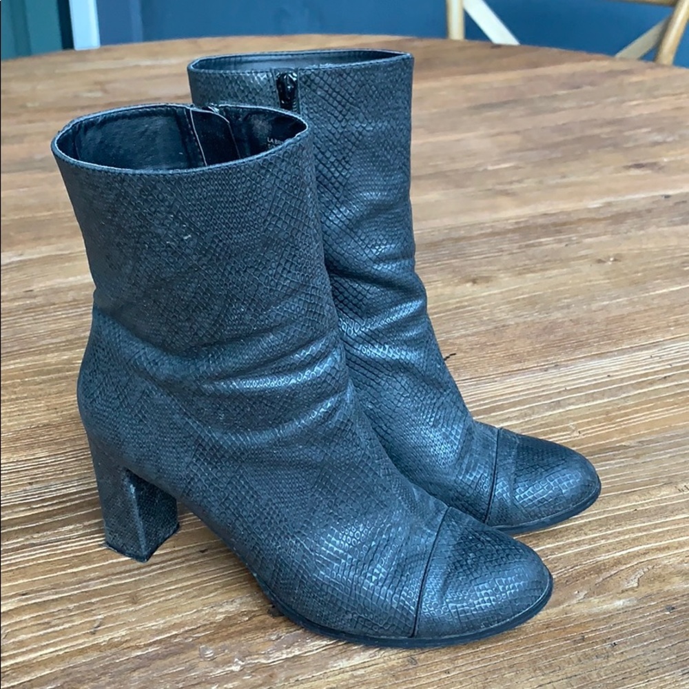 Coconuts By Matisse Snake Booties - image 3